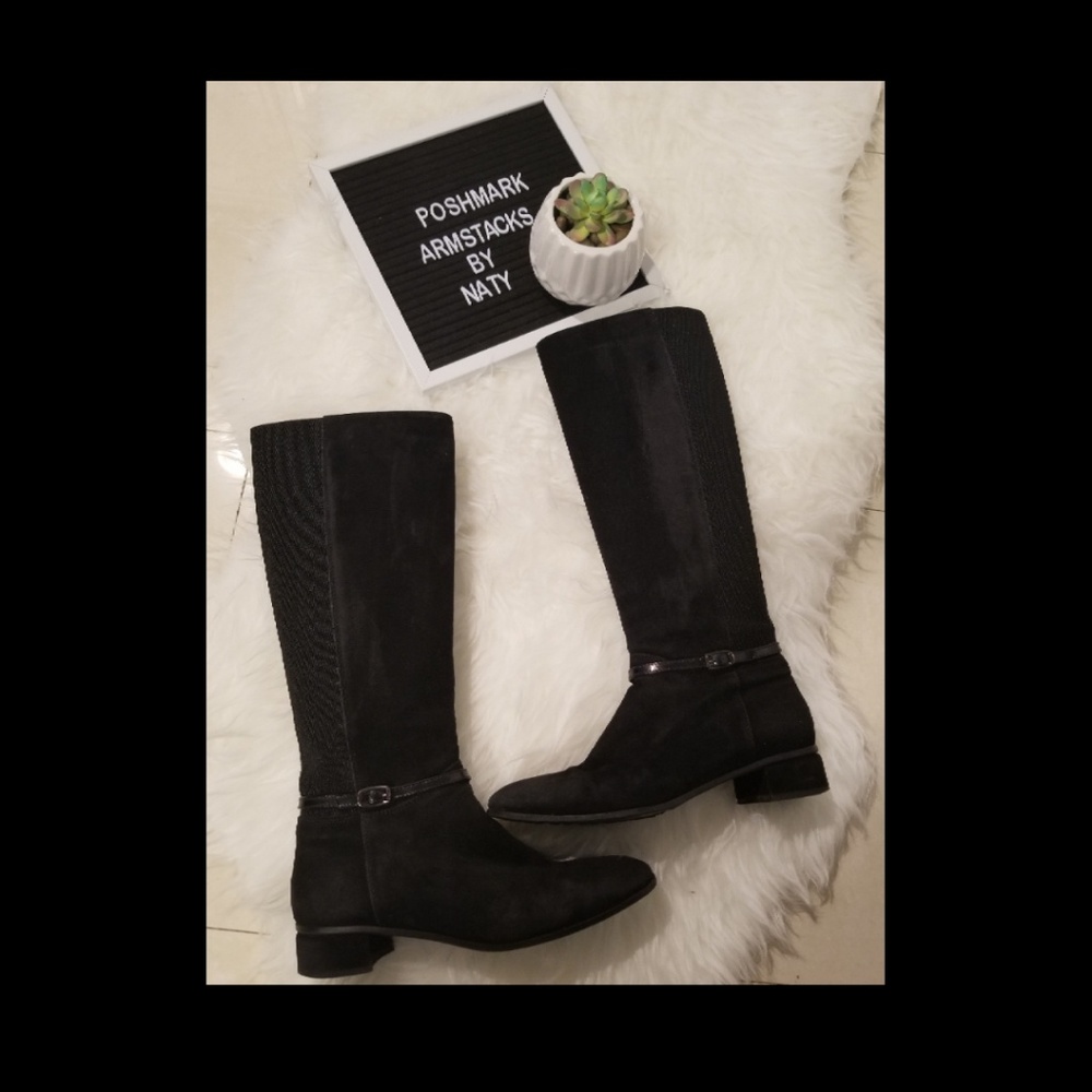 Aquatalia by Marvin K